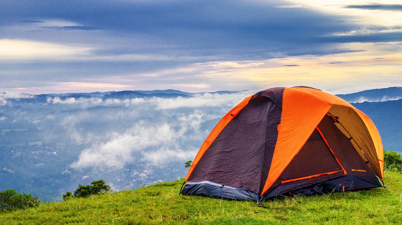 Sex in tent - a good adventure or a nightmare? - Blog - EPORNER